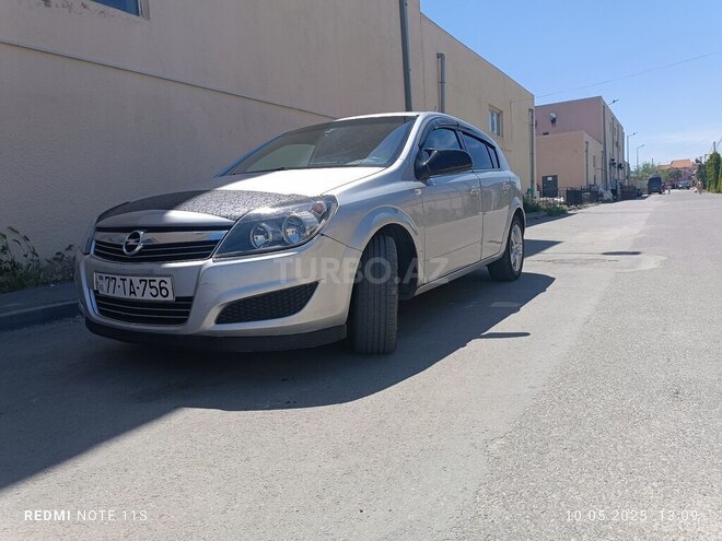 Opel Astra 2010, 290,000 km - 1.3 l - Bakı