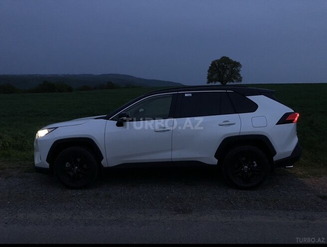 Toyota RAV4 2021, 25,500 km - 2.0 l - İsmayıllı