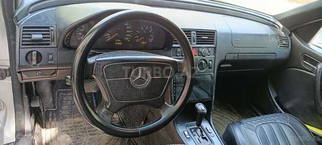 Mercedes C 180 1998, 453,666 km - 1.8 л - Şirvan
