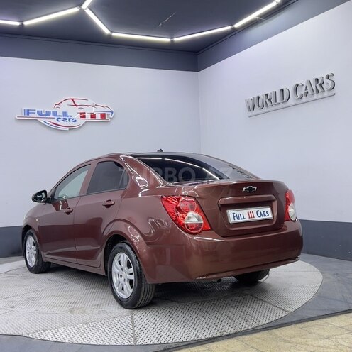 Chevrolet Aveo-4