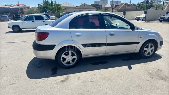 Kia Rio 2005, 410,000 km - 1.5 l - Bakı