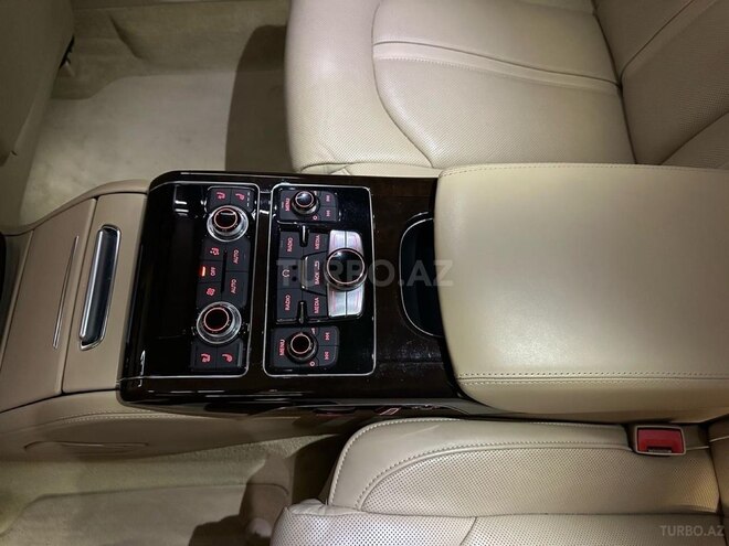 Audi A8 2014, 160,000 km - 4.0 l - Bakı