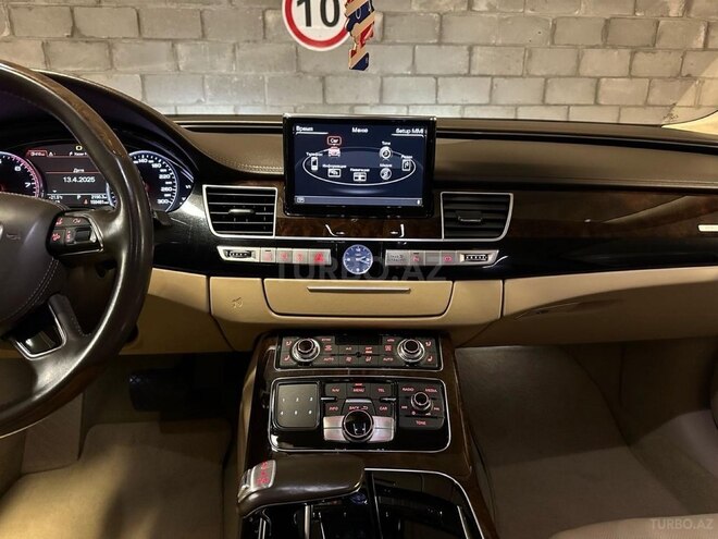 Audi A8 2014, 160,000 km - 4.0 l - Bakı