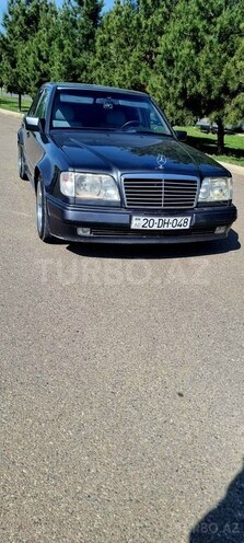Mercedes E 220 1995, 245,678 km - 2.2 l - Gəncə