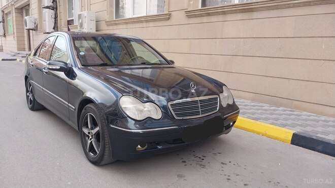 Mercedes C 240 2000, 340,400 km - 2.4 л - Bakı