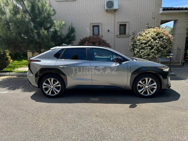 Toyota bZ4X 2023, 42,000 km - 0.0 l - Bakı