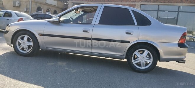 Opel Vectra 1997, 150,000 km - 2.0 l - Bakı