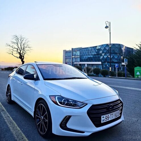 Hyundai Elantra 2018, 172,698 km - 2.0 л - Qəbələ