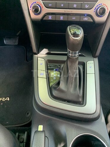 Hyundai Elantra 2017, 160,000 km - 2.0 l - Bakı