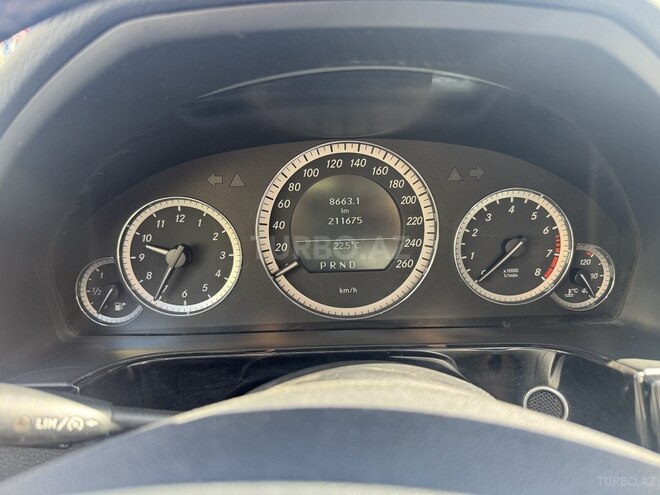 Mercedes E 200 2010, 212,000 km - 1.8 l - Bakı