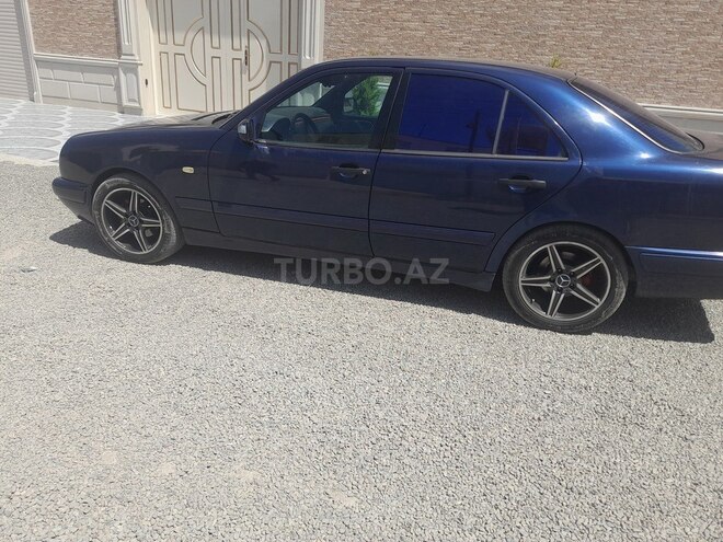 Mercedes E 200 1997, 595,500 km - 2.0 l - Gəncə