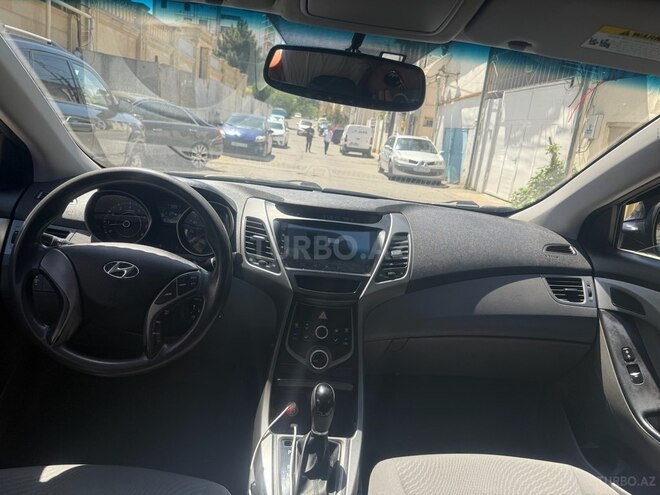 Hyundai Elantra 2015, 263,128 km - 1.8 l - Bakı