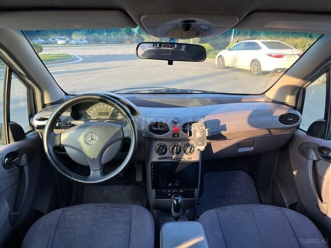 Mercedes A 190 2000, 300,000 km - 1.9 l - Bakı