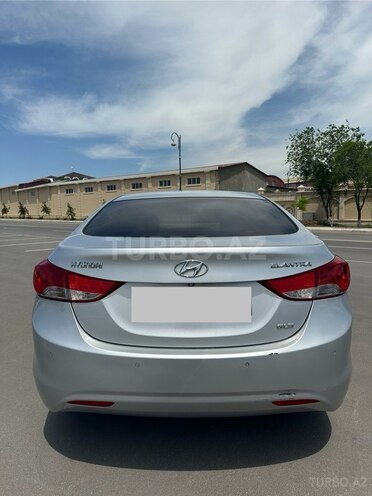 Hyundai Elantra 2013, 156,000 km - 1.8 l - Naxçıvan