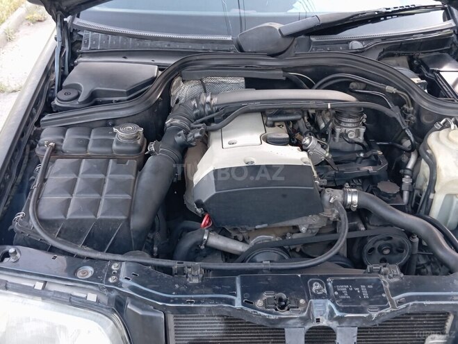 Mercedes C 200 2000, 450,000 km - 2.0 l - Kürdəmir