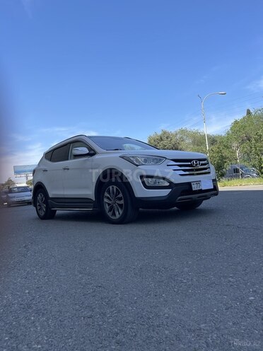 Hyundai Santa Fe-6