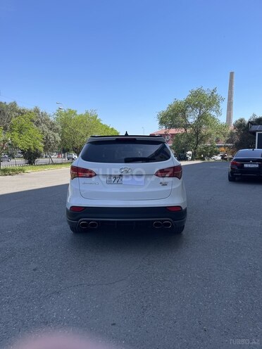 Hyundai Santa Fe-10