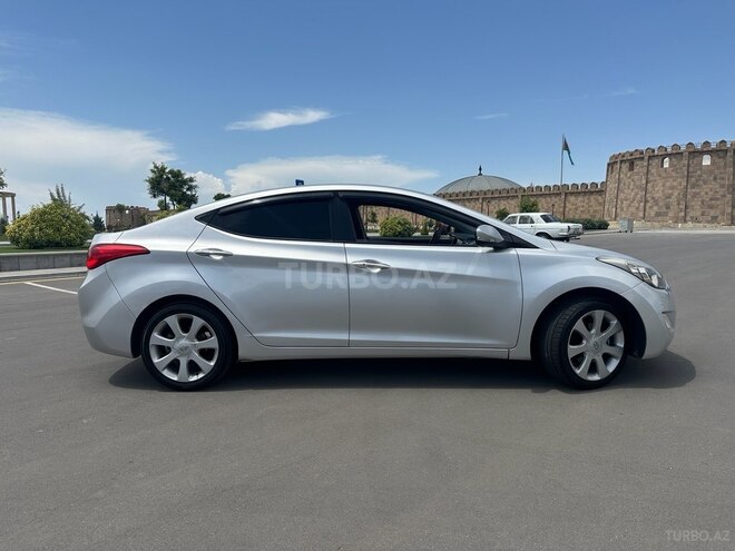 Hyundai Elantra 2013, 156,000 km - 1.8 l - Naxçıvan
