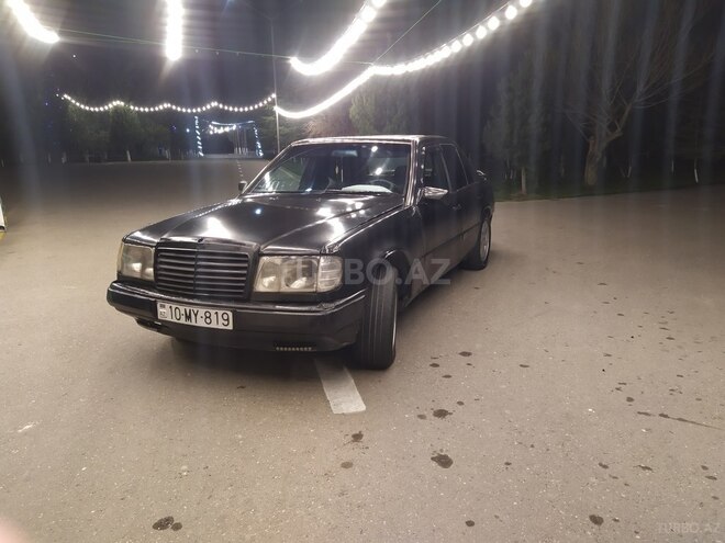 Mercedes E 300 d 1989, 282,646 km - 3.0 л - Bakı