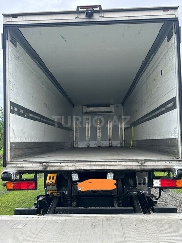Mercedes Axor 2529 2011, 668,000 km - 6.4 l - Göyçay