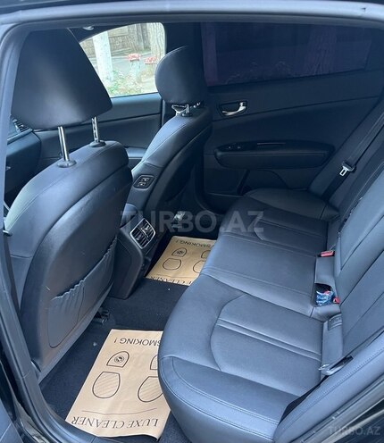 Kia K5-16
