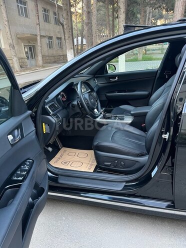 Kia K5-12