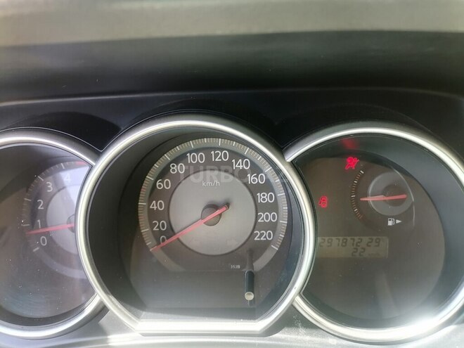 Nissan Tiida 2008, 297,800 km - 1.5 l - Bakı