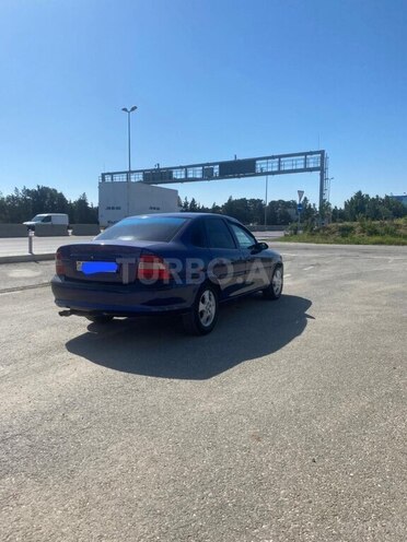 Opel Vectra 1996, 235,000 km - 2.0 l - Bakı