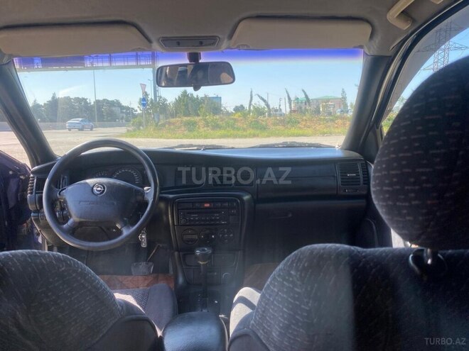 Opel Vectra 1996, 235,000 km - 2.0 l - Bakı