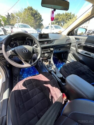 Changan Alsvin V7 2018, 170,000 km - 1.6 л - Bakı