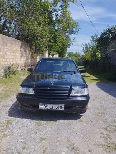Mercedes C 180 1999, 300,235 km - 1.8 л - Şəki