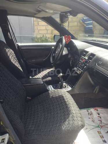 Mercedes C 180 1999, 300,235 km - 1.8 л - Şəki