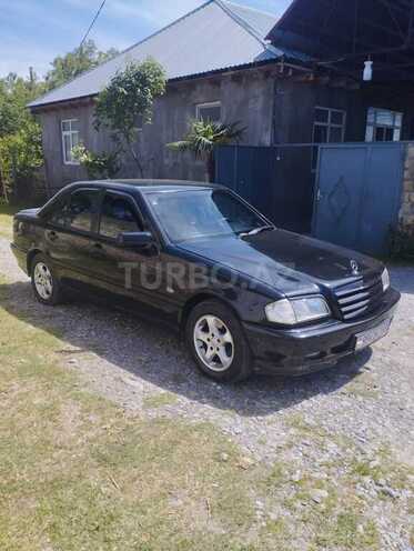 Mercedes C 180 1999, 300,235 km - 1.8 л - Şəki