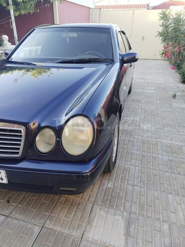 Mercedes E 200 1998, 386,700 km - 2.0 l - Şirvan
