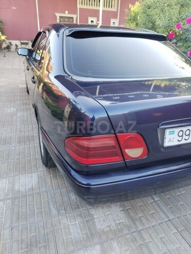 Mercedes E 200 1998, 386,700 km - 2.0 l - Şirvan