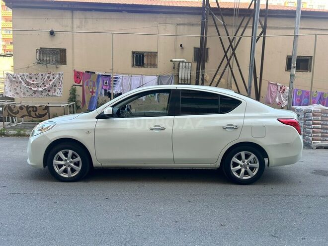 Nissan Sunny 2012, 220,000 km - 1.5 l - Bakı