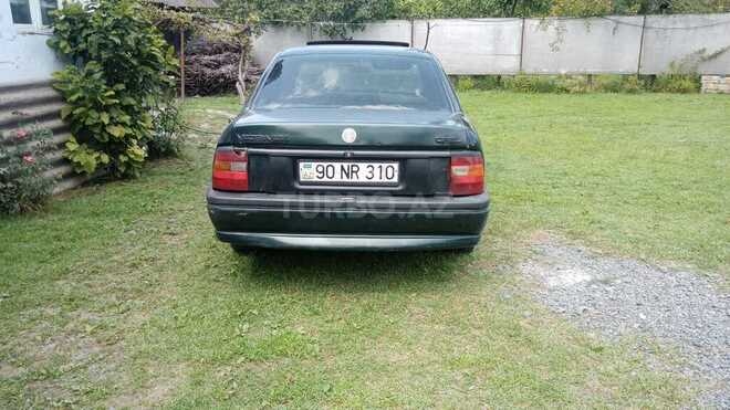 Opel Vectra 1994, 392,473 km - 1.8 l - Zaqatala