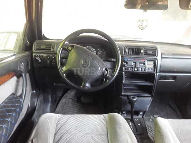 Opel Vectra 1994, 392,473 km - 1.8 l - Zaqatala