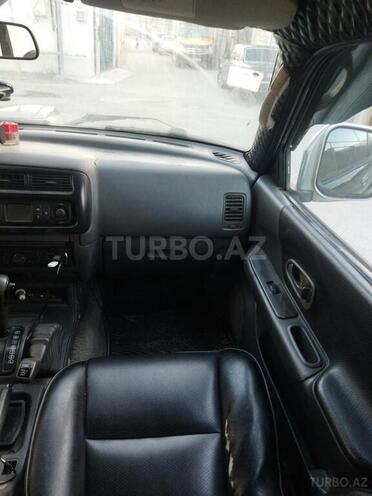 Mitsubishi Pajero 2000, 300,000 km - 2.8 l - Bakı