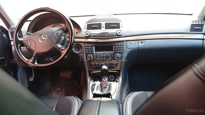 Mercedes E 270 2002, 384,000 km - 2.7 l - Sumqayıt