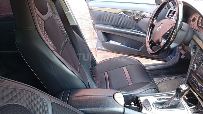 Mercedes E 270 2002, 384,000 km - 2.7 l - Sumqayıt