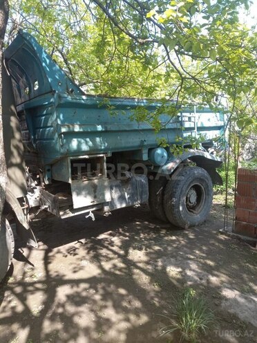 MAZ 5549 1987, 285,600 km - 11.0 л - Zaqatala
