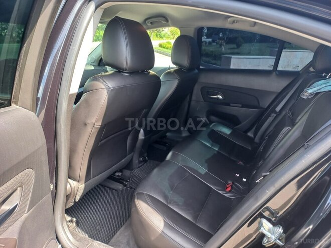 Chevrolet Cruze-5