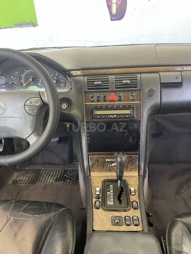 Mercedes E 320 1996, 289,000 km - 3.2 l - Gəncə