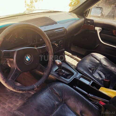 BMW 520 1990, 340,000 km - 2.0 l - Bakı