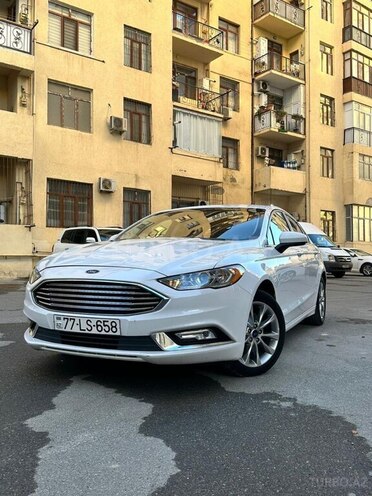 Ford Fusion (North America) 2017, 180,000 km - 1.5 л - Masallı