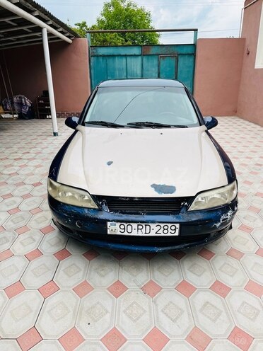 Opel Vectra 1999, 285,635 km - 1.6 l - Qazax