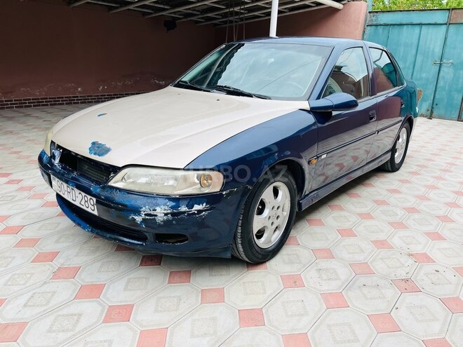 Opel Vectra 1999, 285,635 km - 1.6 l - Qazax