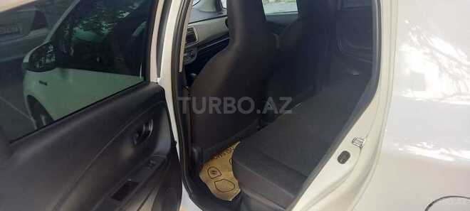 Toyota Vitz 2018, 117,350 km - 1.5 l - Bakı