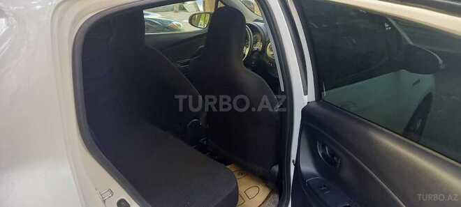 Toyota Vitz 2018, 117,350 km - 1.5 l - Bakı